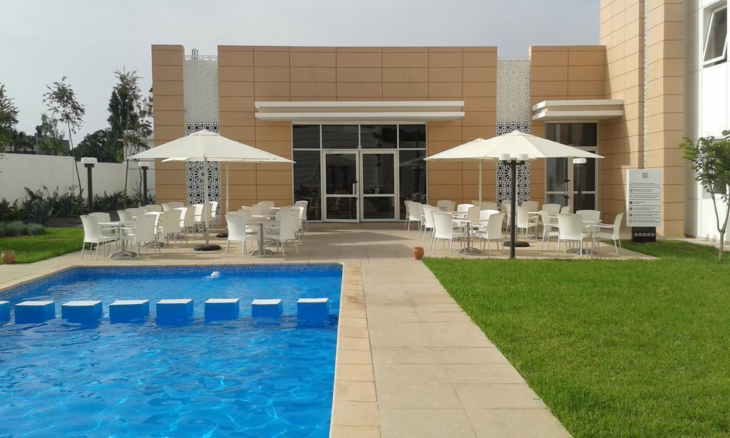 Relax Hotel Kenitra Eksteriør bilde